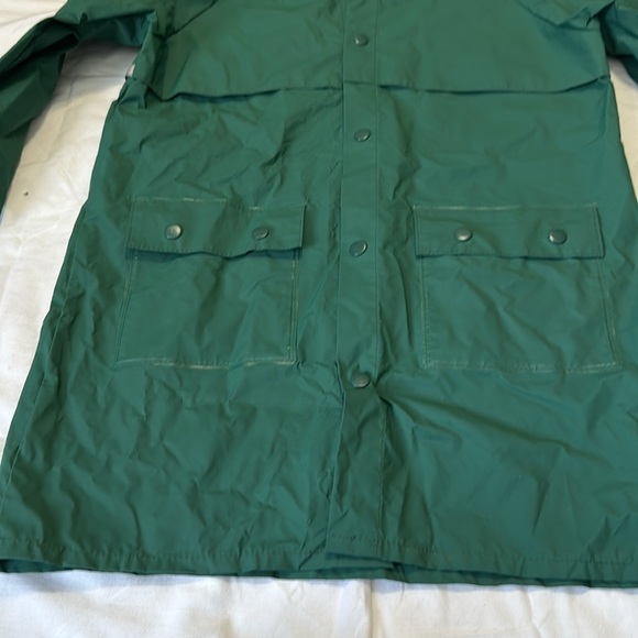 Lands End Green Hooded Raincoat Size 6/7 snap front - Picture 3 of 7
